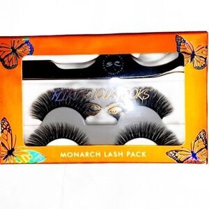 Flirtatious looks cosmetics/monarch lash pack